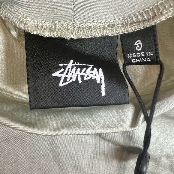 Stussy Light Gray (silver) Short Sleeve Tee NWT - Picture 6 of 12